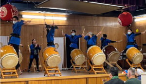 Tacoma Fuji Taiko drummers